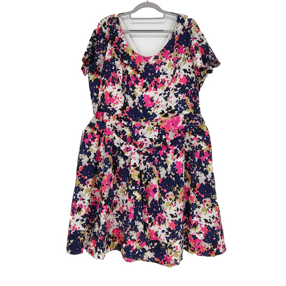 Lands End Woman's Blue Floral Fit&Flare Dress Size 20W Pockets Back Zipper Belt - Picture 1 of 13